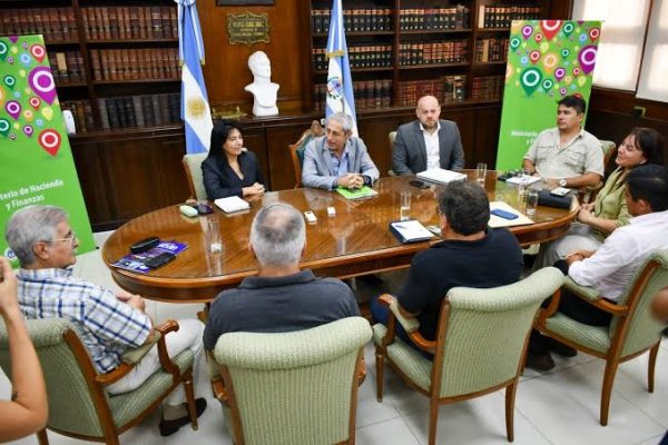 Malestar en la comunidad educativa de Corrientes por el 6% de aumento salarial