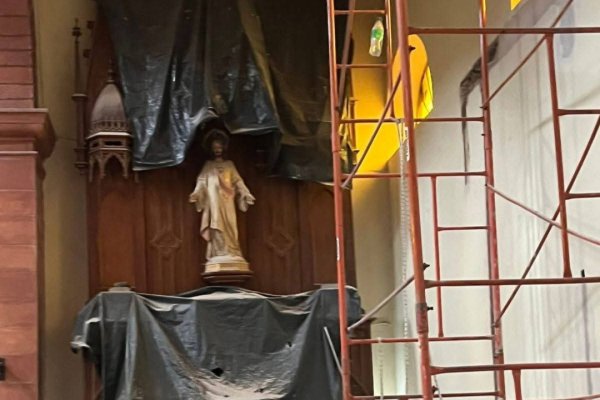 Ante el abandono Mercedes también reclama por su deteriorada iglesia (Imágenes)