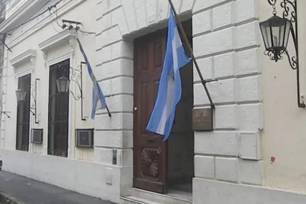 Corrientes suma tres días de amenazas en escuelas: hay menores identificados y sigue el control policial