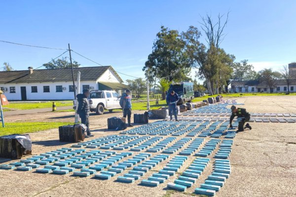 Contrabando en Corrientes: decomisan más de 33 mil paquetes de cigarrillos y más de 30 televisores