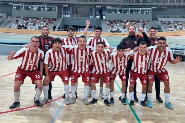 Debut soñado para Defensores: goleó 8 a 1 a Luz y Fuerza en el Nacional de Futsal