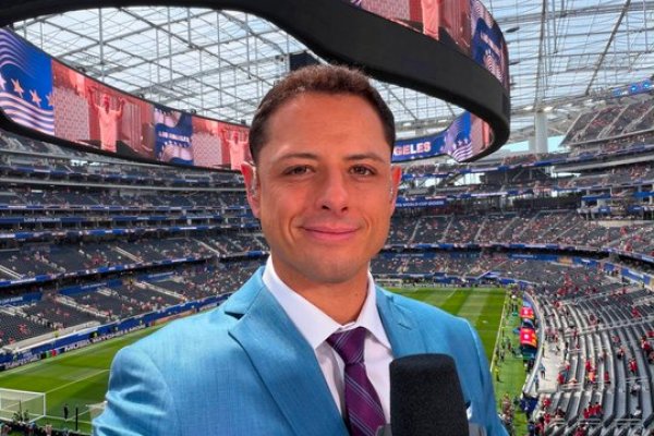 Javier “Chicharito” Hernández dio su versión sobre el cruce con un periodista argentino