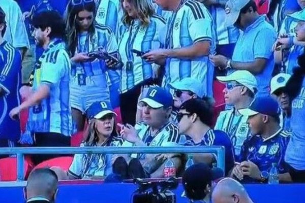 Gustavo Valdés viajó al Mundial 2026 en medio de la parálisis del Senado de Corrientes