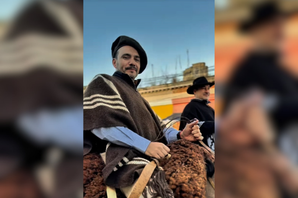 Imágenes: El gobernador Valdés cabalga junto a los peregrinos a la Basílica de Itatí