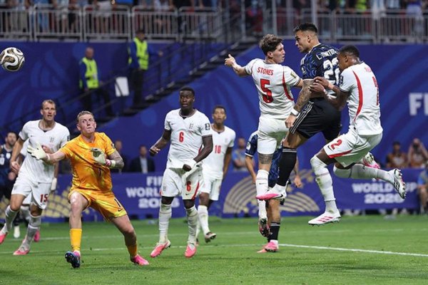 “¡Ahí está!”: el espectacular relato de Mariano Closs en el agónico gol de Lautaro que clasificó a Argentina a la final