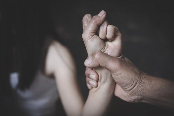 Intentan abuso contra una menor en la vía pública en Corrientes
